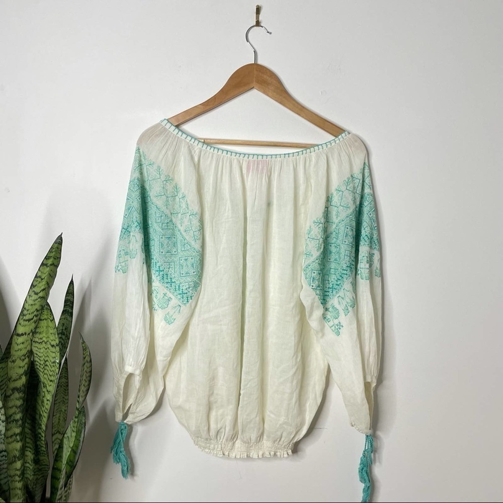 Miss June White Green Embroidered Blouse OS - Picture 4 of 12